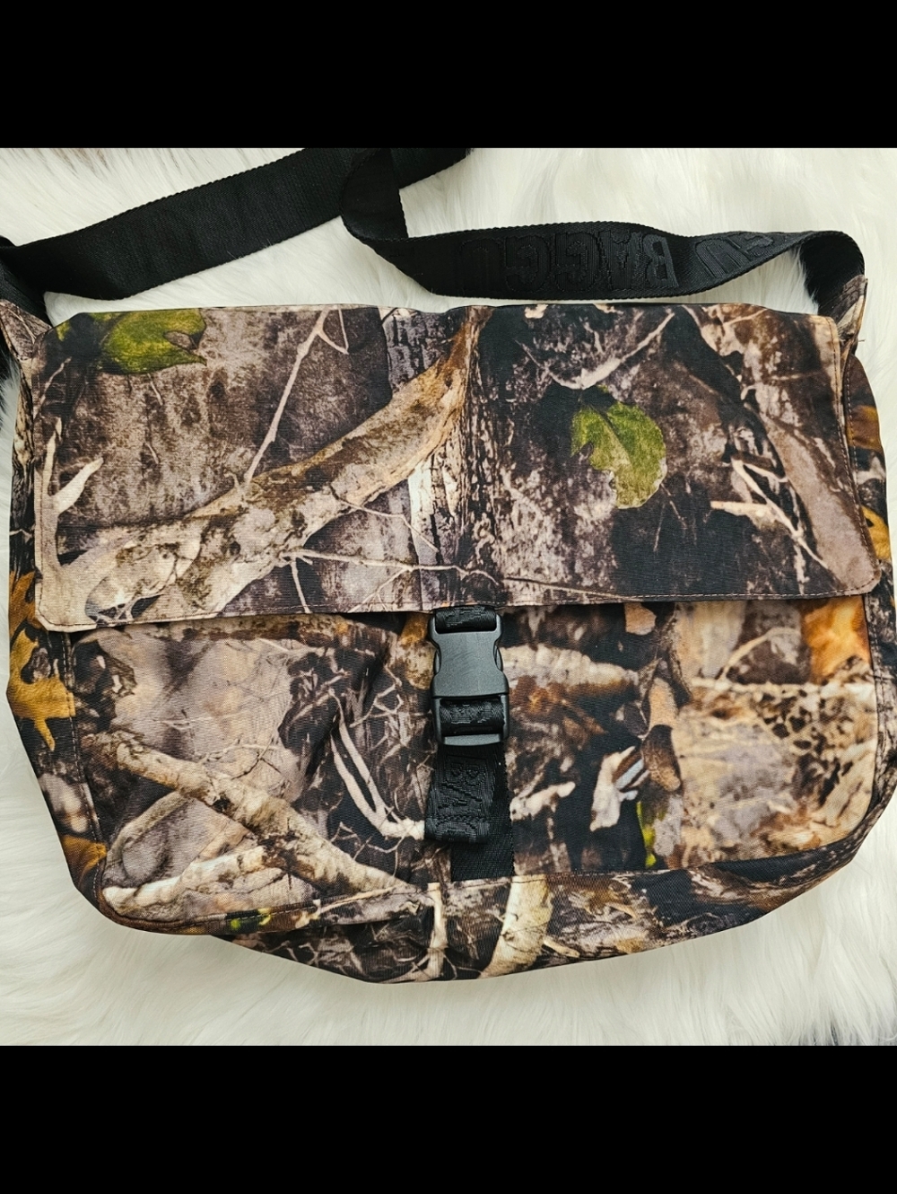 BAGGU Messenger Bag Photo Forest - Picture 4 of 14